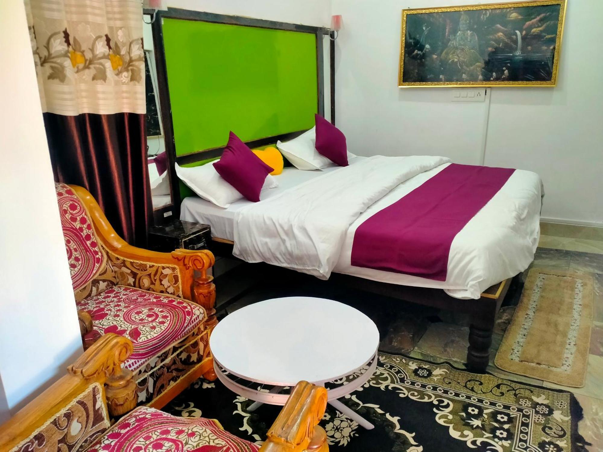Eastern Gate Homestay Κχατζουράχο Εξωτερικό φωτογραφία
